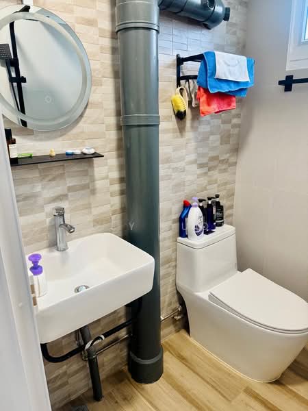 321 Ang Mo Kio Avenue 1, 321 Ang Mo Kio Avenue 1, Room Rental, 150 sqft, HDB Flat For Rent, by Joey Kuok, 500181952 - Bathroom - PropertyGuru.com.sg