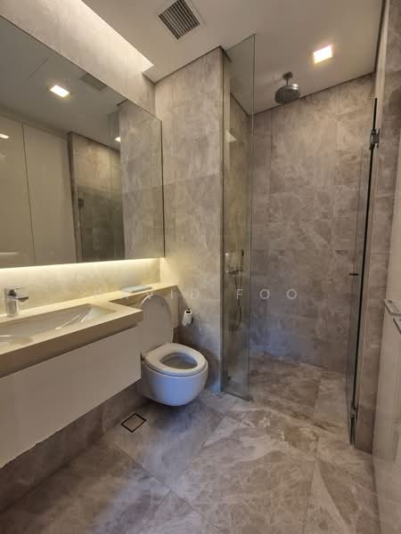 The Laurels @ Cairnhill Road, 38 Cairnhill Road, 1 Bedroom, 549 sqft, Condominium For Sale, by David Foo, 500181965 - Bathroom - PropertyGuru.com.sg