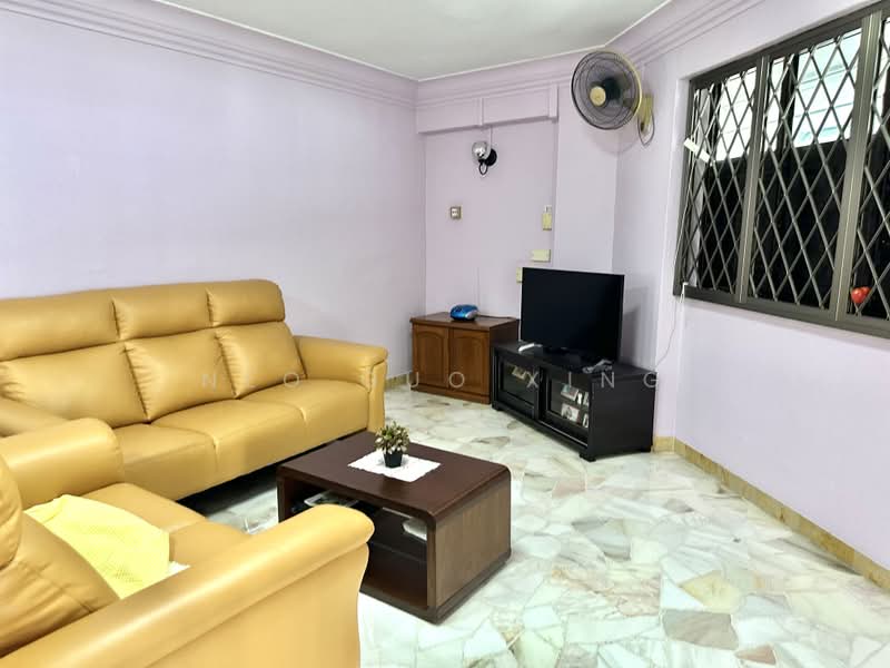 456 Jurong West Street 41, 456 Jurong West Street 41, 3 Bedrooms, 1,076 sqft, HDB Flat For Sale, by Neo Guo Xing, 500181973 - Living Room - PropertyGuru.com.sg
