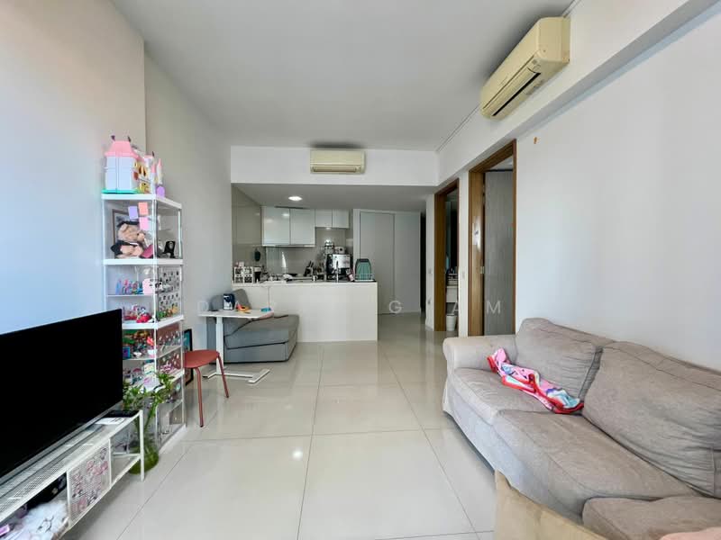 d'Leedon (Former Farrer Court), 11 Leedon Heights, 2 Bedrooms, 635 sqft, Condominium For Sale, by Daryl Giam, 500181976 - Living Room - PropertyGuru.com.sg