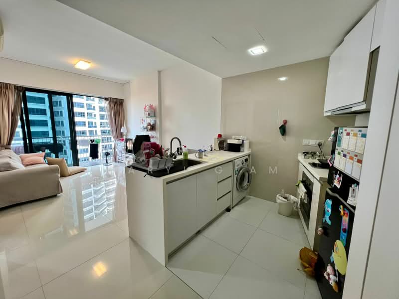 d'Leedon (Former Farrer Court), 11 Leedon Heights, 2 Bedrooms, 635 sqft, Condominium For Sale, by Daryl Giam, 500181976 - Kitchen - PropertyGuru.com.sg