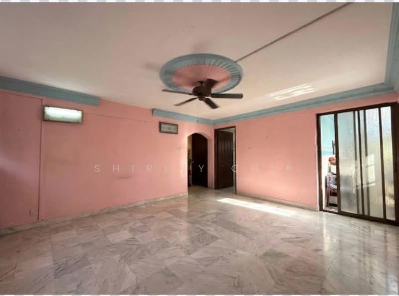 228 Lorong 8 Toa Payoh, 228 Lorong 8 Toa Payoh, 3 Bedrooms, 883 sqft, HDB Flat For Sale, by Shirley Chia, 500181998 - Living Room - PropertyGuru.com.sg