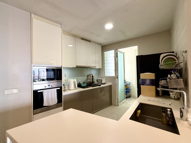 d'Leedon (Former Farrer Court), 3 Leedon Heights, 4 Bedrooms, 2,228 sqft, Condominium For Sale, by Tuck Keong Lee, 500181999 - Kitchen - PropertyGuru.com.sg
