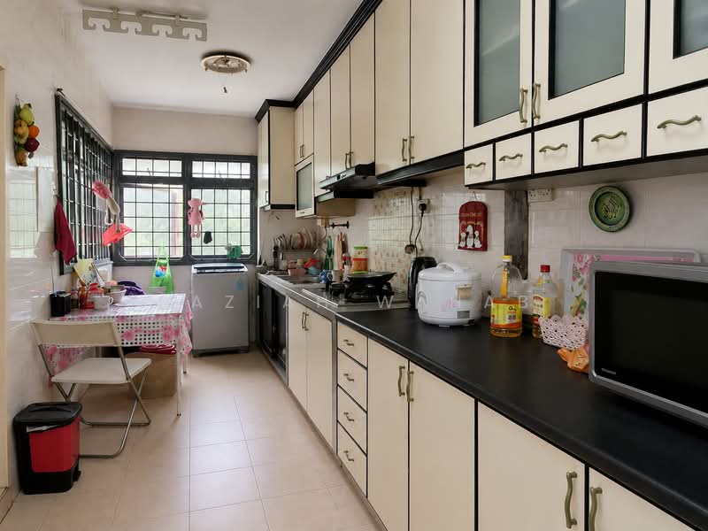 319B Anchorvale Drive, 319B Anchorvale Drive, 3 Bedrooms, 968 sqft, HDB Flat For Sale, by Raziah Wahab, 500182009 - Kitchen - PropertyGuru.com.sg