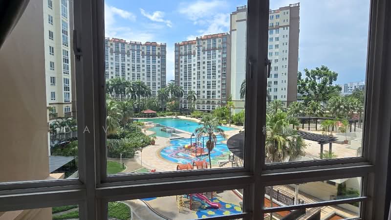 The Tropica, 61 Tampines Avenue 1, 2 Bedrooms, 990 sqft, Condominium For Sale, by David Yong 杨德平, 500182018 - PropertyGuru.com.sg