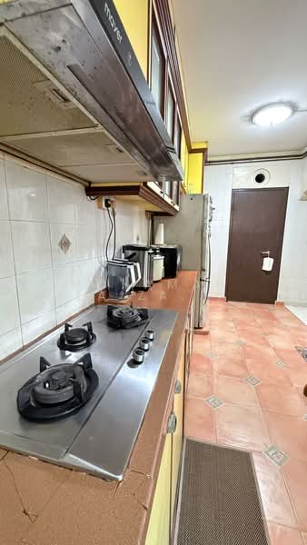 259C Compassvale Road, 259C Compassvale Road, 3 Bedrooms, 1,184 sqft, HDB Flat For Sale, by Mohamad Faizal Bin Hanafi, 500182022 - Kitchen - PropertyGuru.com.sg