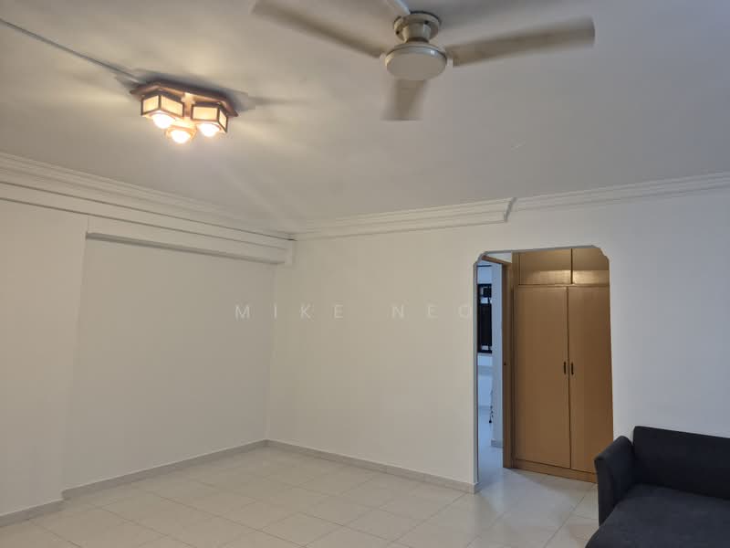 573 Pasir Ris Street 53, 573 Pasir Ris Street 53, 3 Bedrooms, 1,216 sqft, HDB Flat For Rent, by Mike Neo, 500182028 - Living Room - PropertyGuru.com.sg
