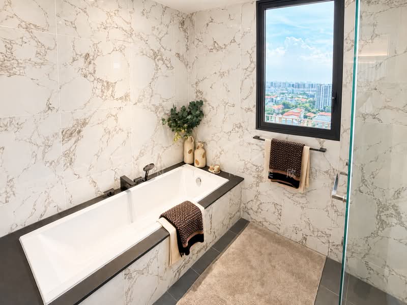 Tembusu Grand, 94 Jalan Tembusu, 5 Bedrooms, 2,691 sqft, Condominium For Sale, by John Tan 奕欣, 500182035 - Bathroom - PropertyGuru.com.sg
