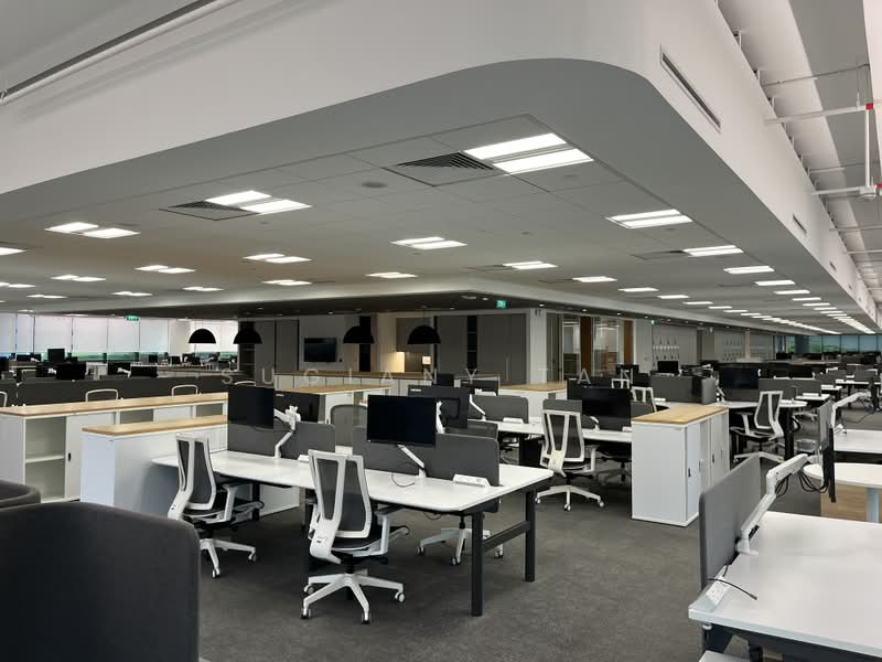 Woods Square, 6 Woodlands Square, 22,213 sqft, Office For Rent, by Sugiany Tan, 500182045 - Interior - CommercialGuru.com.sg