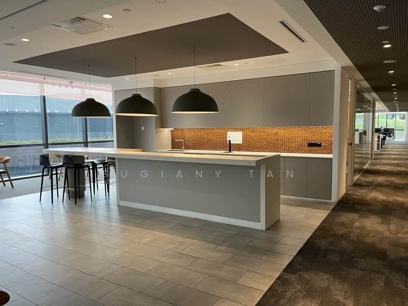 Woods Square, 6 Woodlands Square, 22,213 sqft, Office For Rent, by Sugiany Tan, 500182045 - Kitchen - CommercialGuru.com.sg