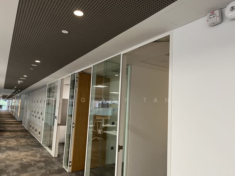 Woods Square, 6 Woodlands Square, 22,213 sqft, Office For Rent, by Sugiany Tan, 500182045 - Corridor - CommercialGuru.com.sg