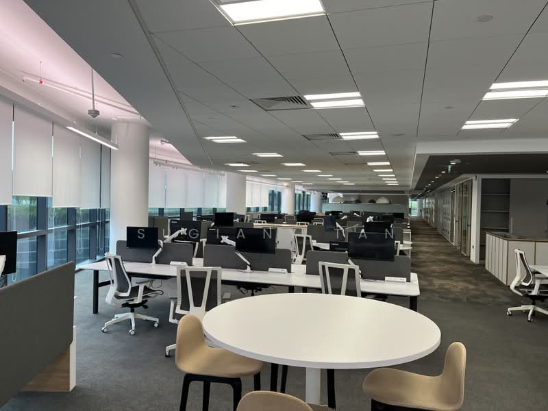 Woods Square, 6 Woodlands Square, 22,213 sqft, Office For Rent, by Sugiany Tan, 500182045 - Interior - CommercialGuru.com.sg