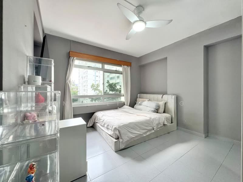 242 Pasir Ris Street 21, 242 Pasir Ris Street 21, 4 Bedrooms, 1,593 sqft, HDB Flat For Sale, by Ang Pei Xiong, 500182047 - Bedroom - PropertyGuru.com.sg