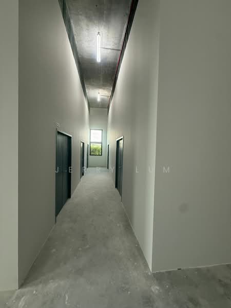 2E Jalan Papan, 2E Jalan Papan, 319 sqft, Factory / Workshop (B2) For Rent, by Jerry Lum, 500182068 - Corridor - CommercialGuru.com.sg