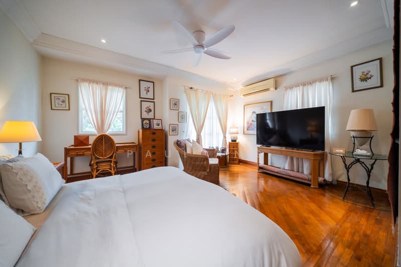 Holland Grove, 3 Holland Grove View, 5 Bedrooms, 4,000 sqft, Detached House For Sale, by Paul Ang, 500182072 - Bedroom - PropertyGuru.com.sg