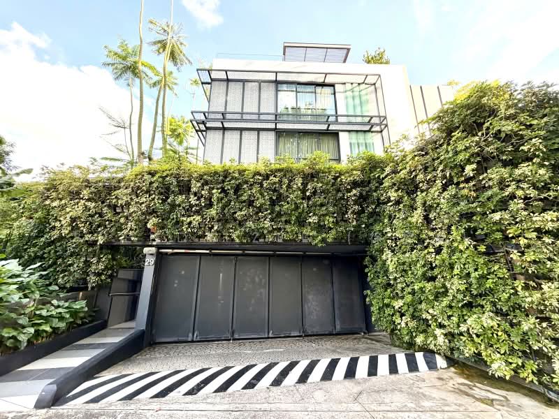 Oei Tiong Ham Park Residences, 29 Oei Tiong Ham Park, 4 Bedrooms, 4,822 sqft, Condominium For Rent, by Brenda Zee (徐黎倫), 500182081 - Exterior - PropertyGuru.com.sg