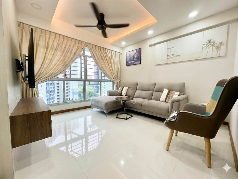 422B Northshore Drive, 422B Northshore Drive, 3 Bedrooms, 1,001 sqft, HDB Flat For Sale, by Raine Huang, 500182092 - Living Room - PropertyGuru.com.sg