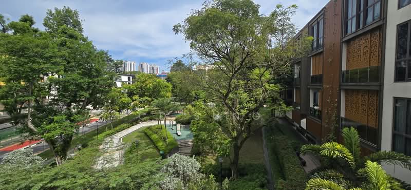 Urgent Sale! Holland 1+Study Henry Park Pri Condo in Mount Sinai Landed Enclave, , 1 Bedroom, 624 sqft, Condominium For Sale, by CD Sung, 500182153 - Exterior - PropertyGuru.com.sg