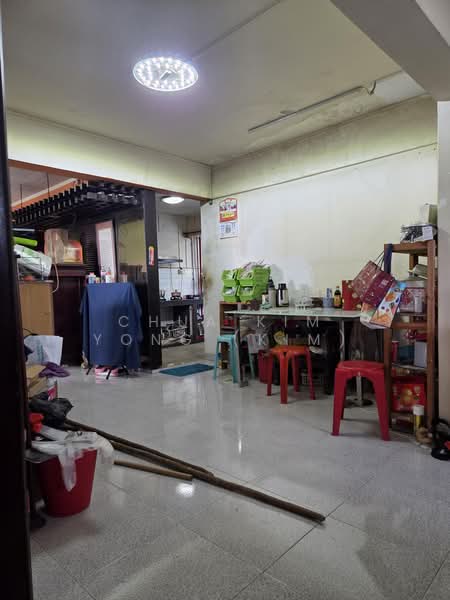 710 Ang Mo Kio Avenue 8, 710 Ang Mo Kio Avenue 8, 3 Bedrooms, 1,292 sqft, HDB Flat For Sale, by Chua Kim Yong (Kim), 500182157 - Living Room - PropertyGuru.com.sg
