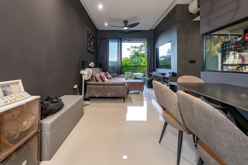 Kandis Residence, 10 Kandis Link, 3 Bedrooms, 1,023 sqft, Condominium For Sale, by Ivy Yeo, 500182158 - Living Room - PropertyGuru.com.sg