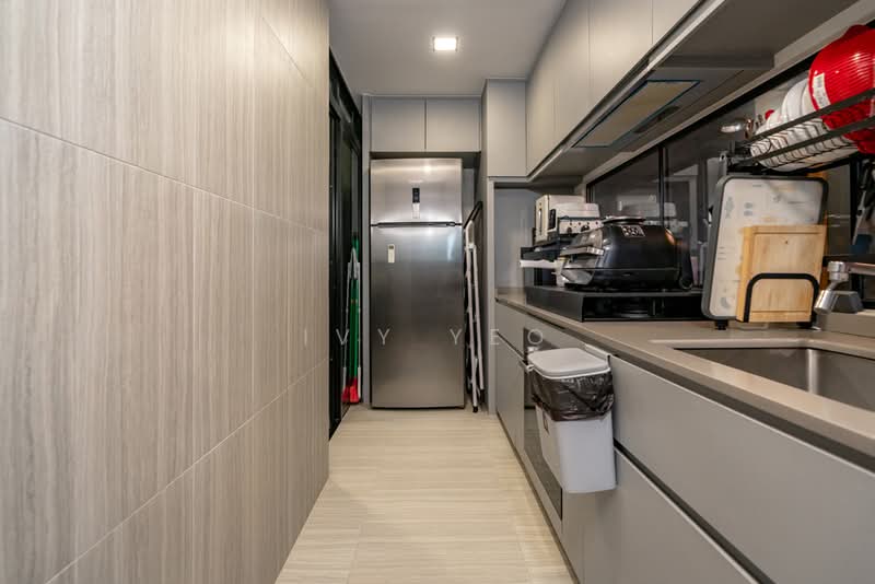 Kandis Residence, 10 Kandis Link, 3 Bedrooms, 1,023 sqft, Condominium For Sale, by Ivy Yeo, 500182158 - Kitchen - PropertyGuru.com.sg