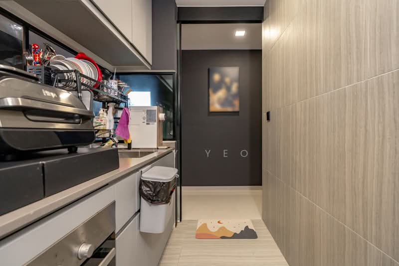 Kandis Residence, 10 Kandis Link, 3 Bedrooms, 1,023 sqft, Condominium For Sale, by Ivy Yeo, 500182158 - Kitchen - PropertyGuru.com.sg