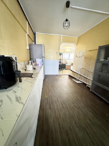 25 Marsiling Drive, 25 Marsiling Drive, 3 Bedrooms, 990 sqft, HDB Flat For Sale, by Andy Chua, 500182170 - Kitchen - PropertyGuru.com.sg
