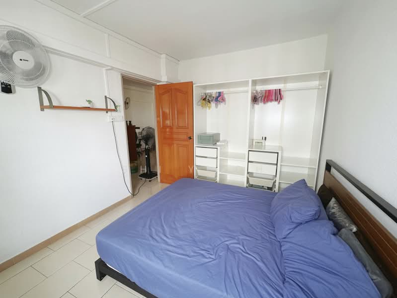 704 Hougang Avenue 2, 704 Hougang Avenue 2, Room Rental, 125 sqft, HDB Flat For Rent, by Shi Yi Oh, 500182176 - Bedroom - PropertyGuru.com.sg