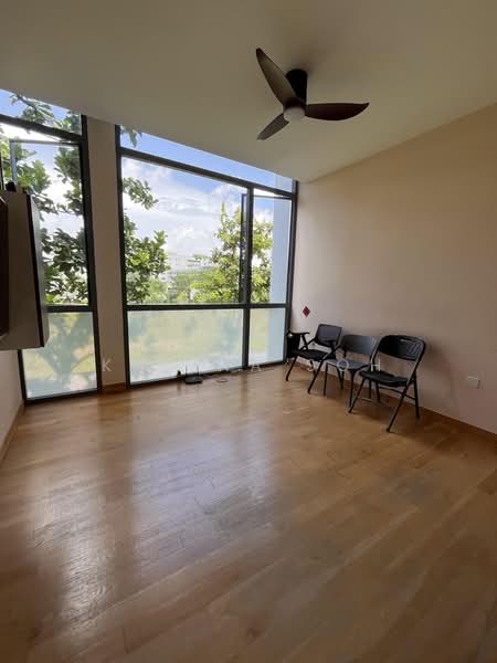 Belgravia Villas, 200 Ang Mo Kio Avenue 5, 5 Bedrooms, 3,961 sqft, Cluster House For Sale, by Karina Soh, 500182181 - Bedroom - PropertyGuru.com.sg