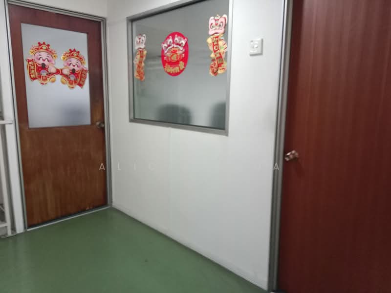 Unity Centre, 51 Bukit Batok Crescent, 4,445 sqft, Light Industrial (B1) For Sale, by Alicia Chua, 500182193 - Interior - CommercialGuru.com.sg