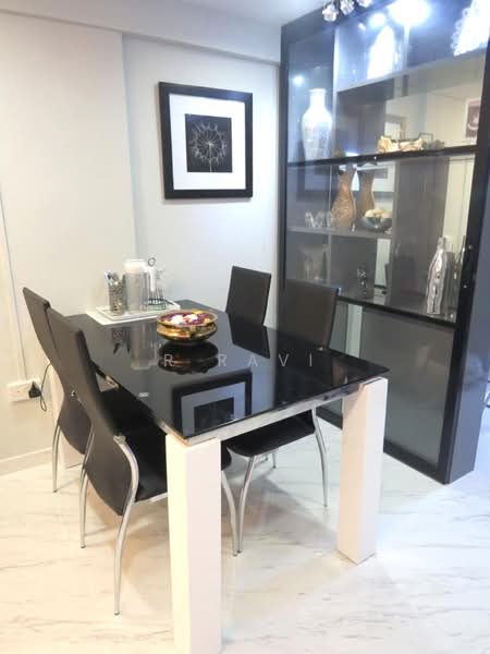 309 Clementi Avenue 4, 309 Clementi Avenue 4, 2 Bedrooms, 721 sqft, HDB Flat For Sale, by R Ravi, 500182198 - Dining Room - PropertyGuru.com.sg