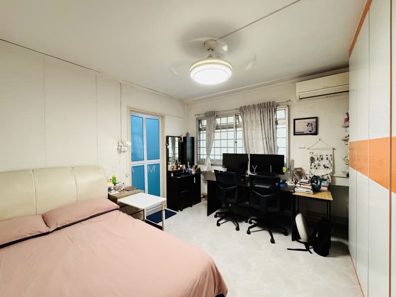 365 Woodlands Avenue 5, 365 Woodlands Avenue 5, 4 Bedrooms, 1,130 sqft, HDB Flat For Sale, by Lam Min Yi, 500182202 - Bedroom - PropertyGuru.com.sg