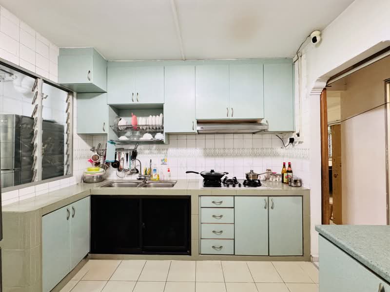 365 Woodlands Avenue 5, 365 Woodlands Avenue 5, 4 Bedrooms, 1,130 sqft, HDB Flat For Sale, by Lam Min Yi, 500182202 - Kitchen - PropertyGuru.com.sg