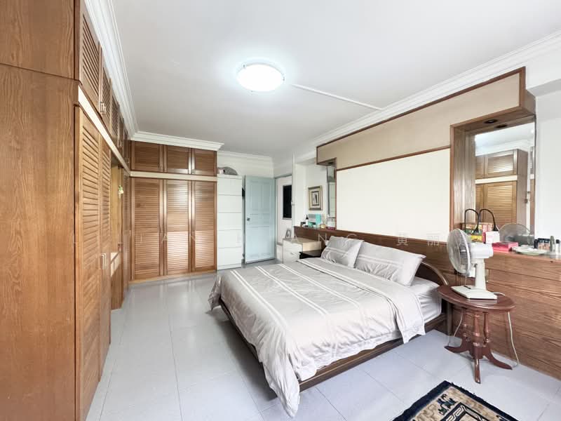 242 Pasir Ris Street 21, 242 Pasir Ris Street 21, 4 Bedrooms, 1,593 sqft, HDB Flat For Sale, by Lilian Huang 黄丽莲, 500182208 - Master bedroom - PropertyGuru.com.sg