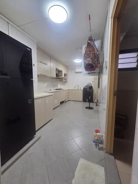 586 Woodlands Drive 16, 586 Woodlands Drive 16, 3 Bedrooms, 1,195 sqft, HDB Flat For Sale, by Cheryl Tan, 500182213 - Kitchen - PropertyGuru.com.sg