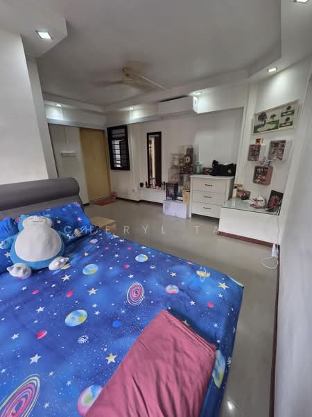 586 Woodlands Drive 16, 586 Woodlands Drive 16, 3 Bedrooms, 1,195 sqft, HDB Flat For Sale, by Cheryl Tan, 500182213 - Master Bedroom - PropertyGuru.com.sg