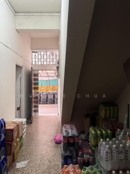 Freehold level 1 walk up apartment, Guillemard Road, 3 Bedrooms, 1,698 sqft, Walk-up Apartment For Sale, by Yvonne Chua, 500182218 - Entrance - PropertyGuru.com.sg