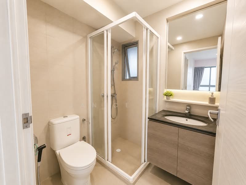 138B Yuan Ching Road, 138B Yuan Ching Road, 2 Bedrooms, 721 sqft, HDB Flat For Sale, by Janice Lee, 500182229 - Bathroom - PropertyGuru.com.sg