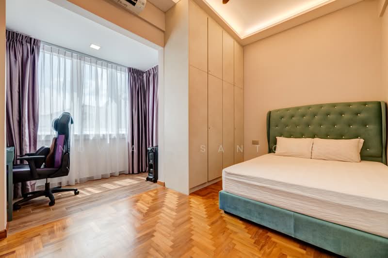 Loyang Villas, Loyang Rise, 5 Bedrooms, 2,700 sqft, Terraced House For Sale, by Noviana Santoso, 500182240 - Bedroom - PropertyGuru.com.sg