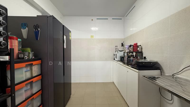 363A Sembawang Crescent, 363A Sembawang Crescent, 3 Bedrooms, 1,001 sqft, HDB Flat For Sale, by Danial Arif, 500182241 - Kitchen - PropertyGuru.com.sg