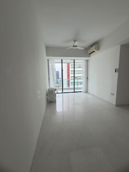 Lincoln Suites, 1 Khiang Guan Avenue, 3 Bedrooms, 1,109 sqft, Condominium For Rent, by Bernard Pavlica, 500182253 - Living Room - PropertyGuru.com.sg