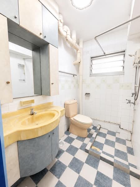 771 Choa Chu Kang Street 54, 771 Choa Chu Kang Street 54, 3 Bedrooms, 1,119 sqft, HDB Flat For Sale, by Bala .S, 500182259 - Bathroom - PropertyGuru.com.sg