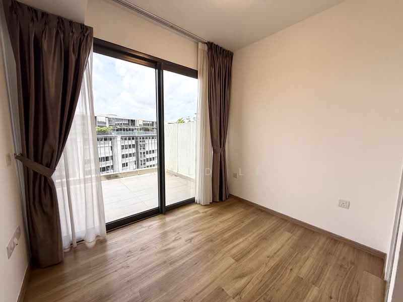 The Lakefront Residences, 42 Lakeside Drive, 4 Bedrooms, 2,422 sqft, Condominium For Sale, by Gerald Lee, 500182261 - Balcony - PropertyGuru.com.sg