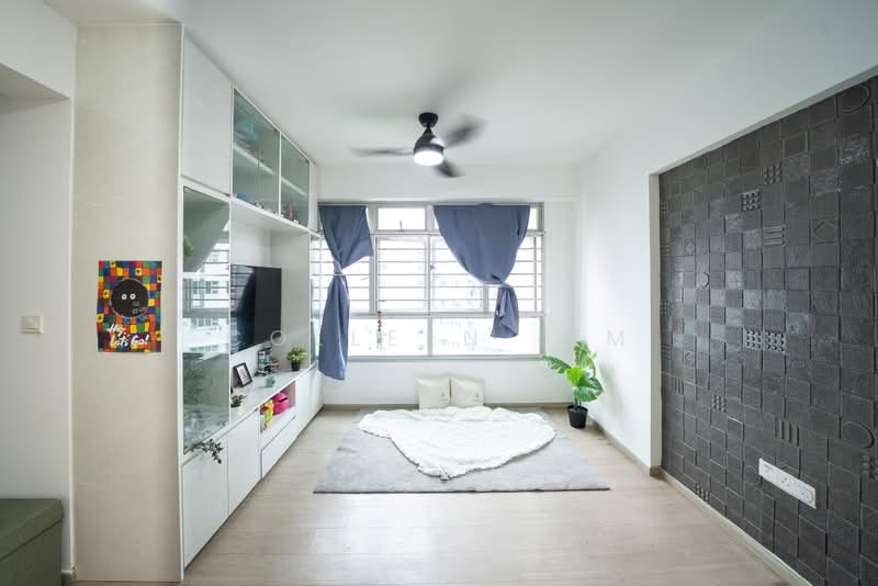 185C Woodlands Street 13, 185C Woodlands Street 13, 2 Bedrooms, 732 sqft, HDB Flat For Sale, by Colleen Lim, 500182270 - Living Room - PropertyGuru.com.sg