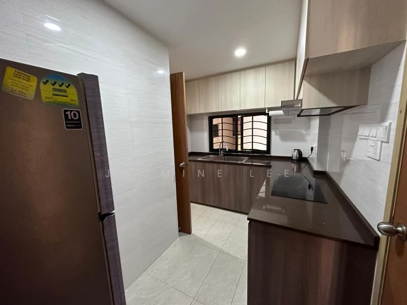 Heritage View, 8 Dover Rise, 3 Bedrooms, 1,195 sqft, Condominium For Rent, by Jasmine Lee, 500182276 - Kitchen - PropertyGuru.com.sg
