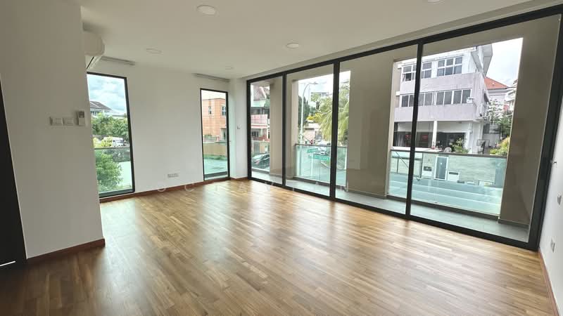 Sembawang Springs Estate, Jalan Salang, 4 Bedrooms, 3,028 sqft, Semi-Detached House For Rent, by Octavian ., 500182282 - Living Room - PropertyGuru.com.sg
