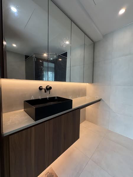 Mackenzie Regency, 19 Mackenzie Road, 3 Bedrooms, 1,087 sqft, Condominium For Sale, by Alex Khoo, 500182284 - Bathroom - PropertyGuru.com.sg