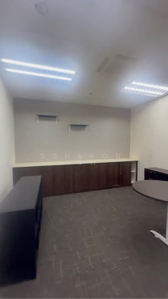 E-Centre @ Redhill, 3791 Jalan Bukit Merah, 2,120 sqft, Light Industrial (B1) For Rent, by Ssharon Loh, 500182288 - CommercialGuru.com.sg