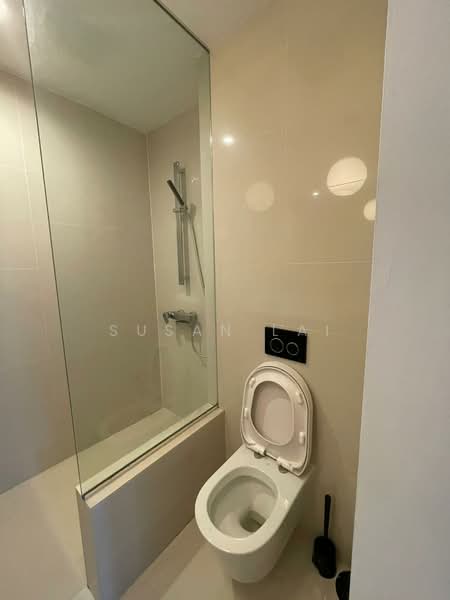 The Plaza, 7500A Beach Road, Room Rental, 180 sqft, Apartment For Rent, by Susan Lai, 500182297 - Bathroom - PropertyGuru.com.sg