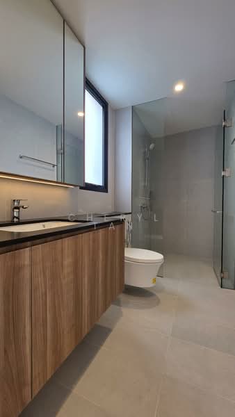 Binjai Park/Sian Tuan/Bukit Timah, , 5 Bedrooms, 11,563 sqft, Detached House For Sale, by Cheryl Tan, 500182300 - Bathroom - PropertyGuru.com.sg